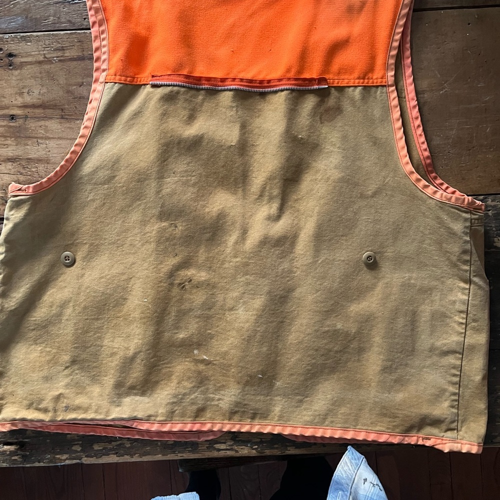 Hunting Vest - Picture 2 of 2